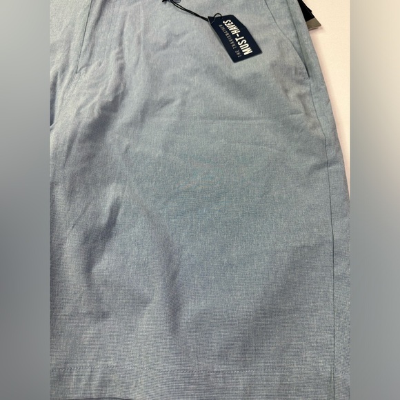 NWT Travis Mathew beck shorts blue size 40 - Picture 7 of 7